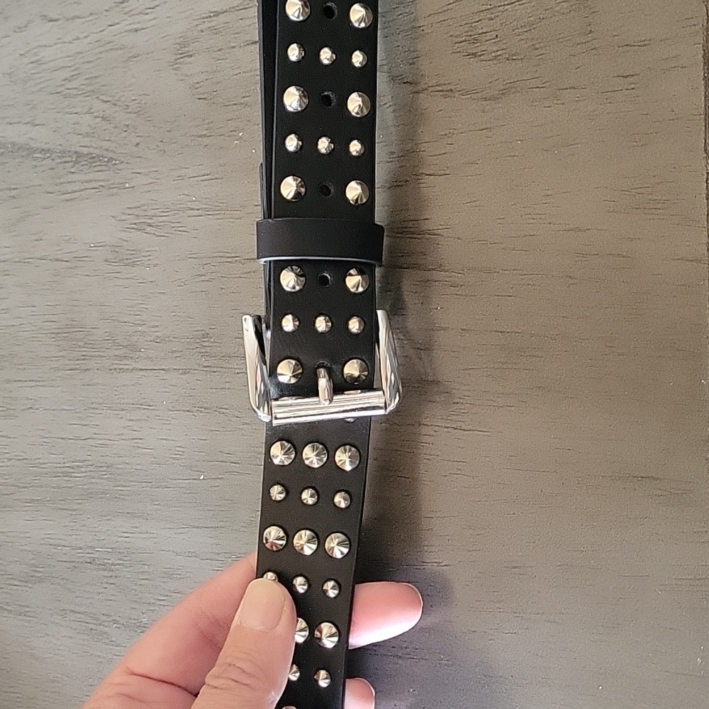 NWOT Torrid spike belt